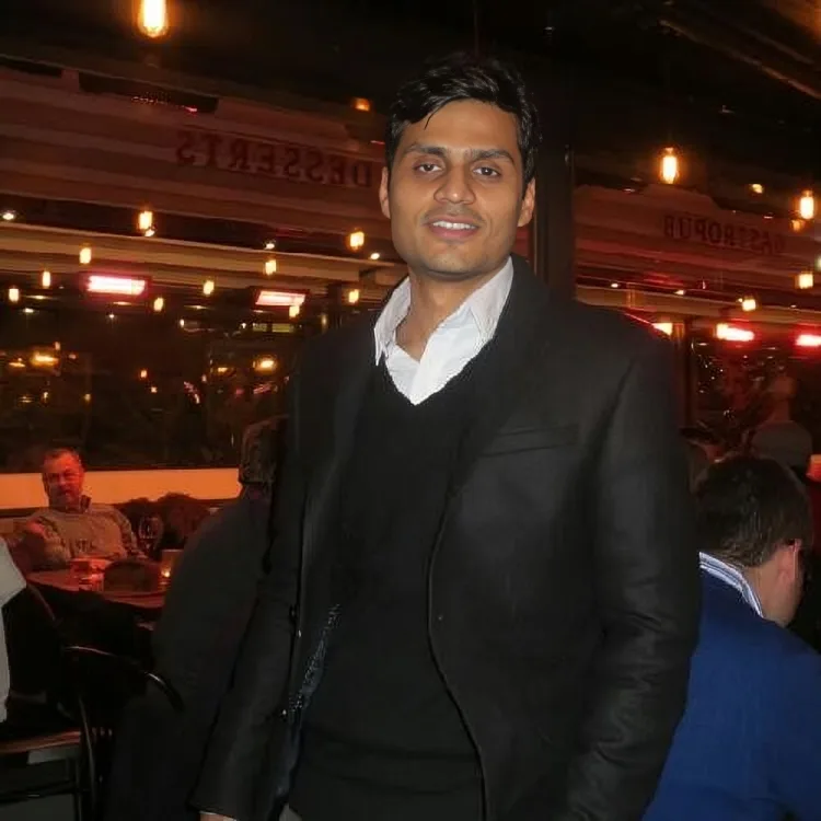 Review author image
